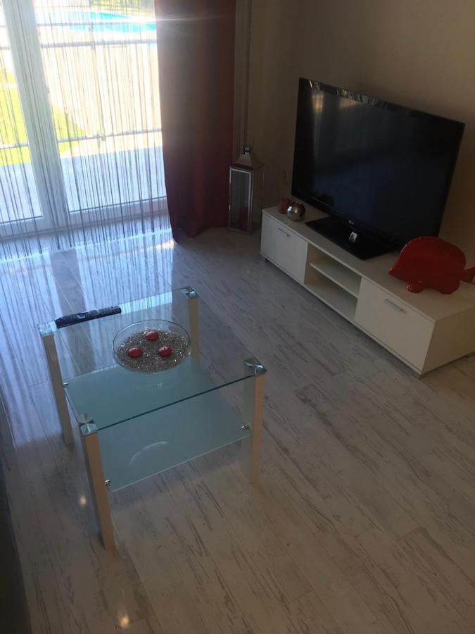 Apartament Silence Baltic Wenecja Apartment Поберово Екстериор снимка